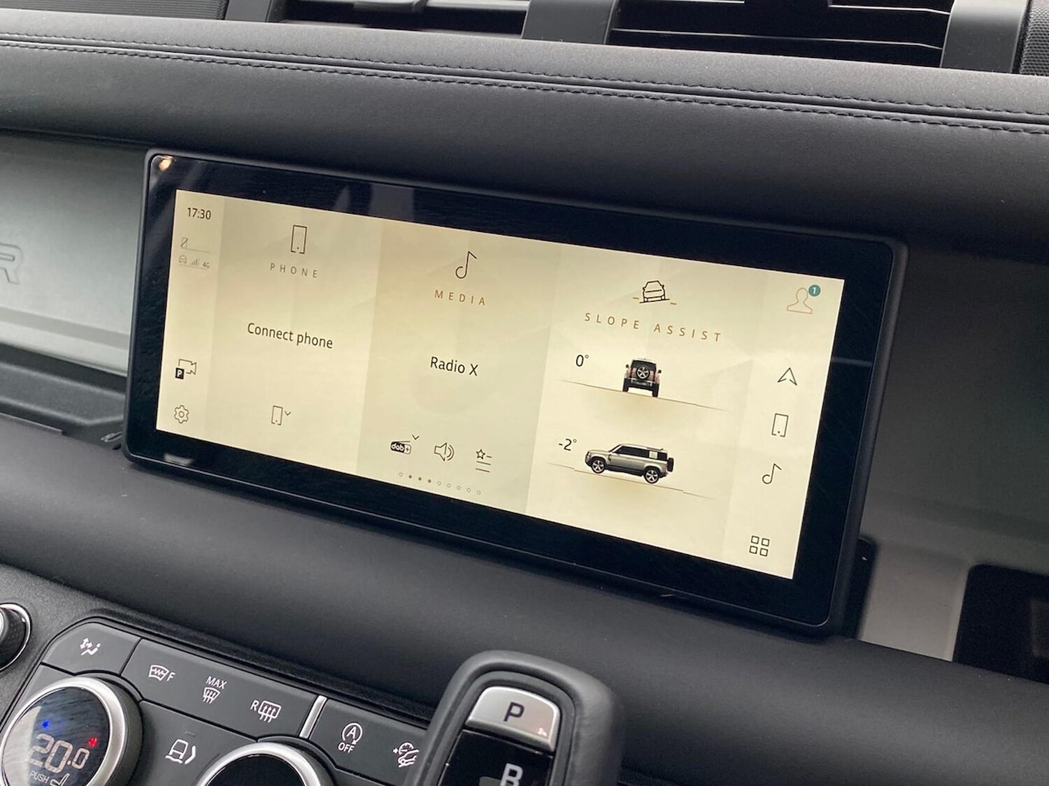 Used Land Rover Defender 2023 for sale - 76149438: Photo 11