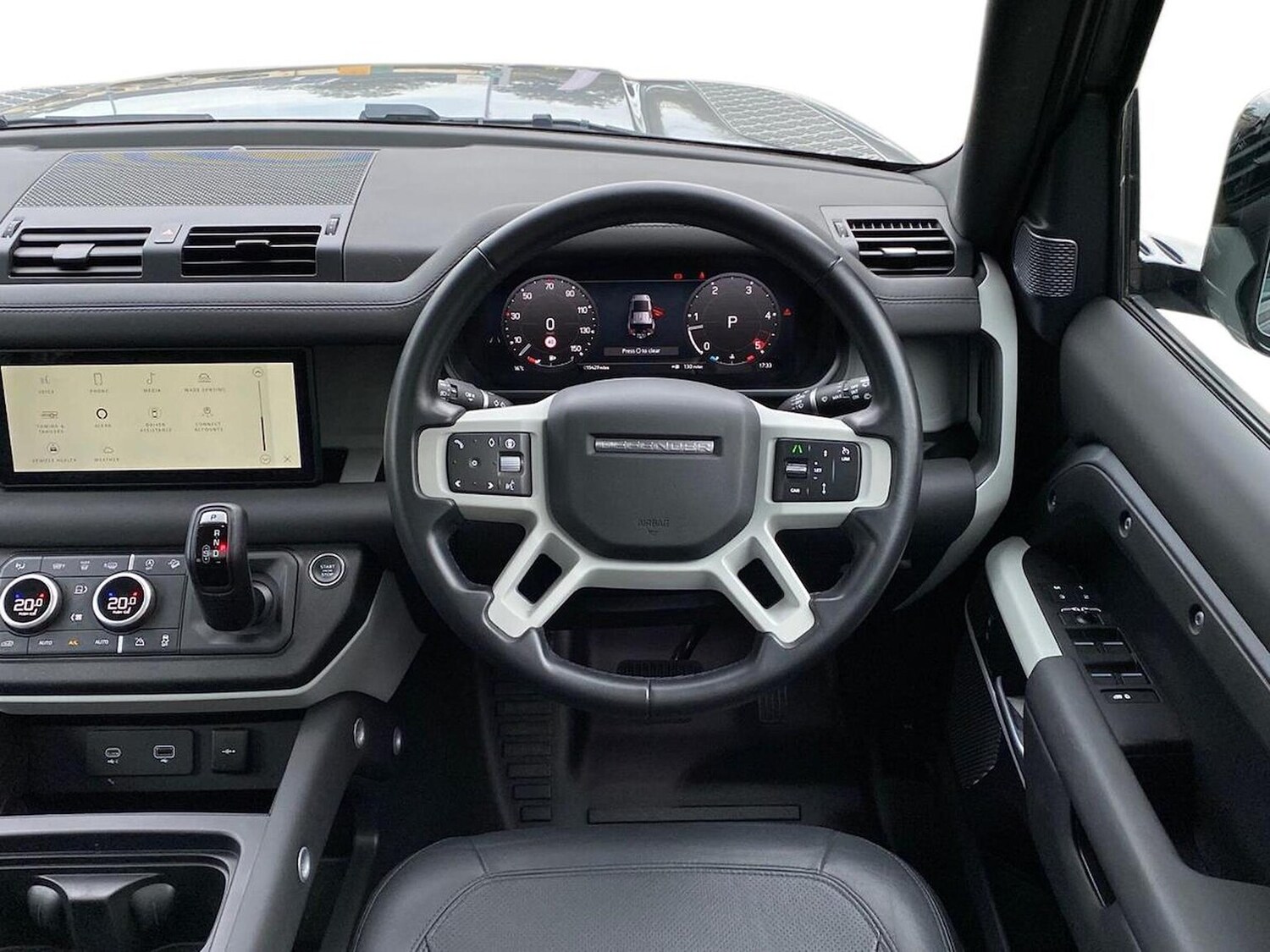 Used Land Rover Defender 2023 for sale - 76149438: Photo 15