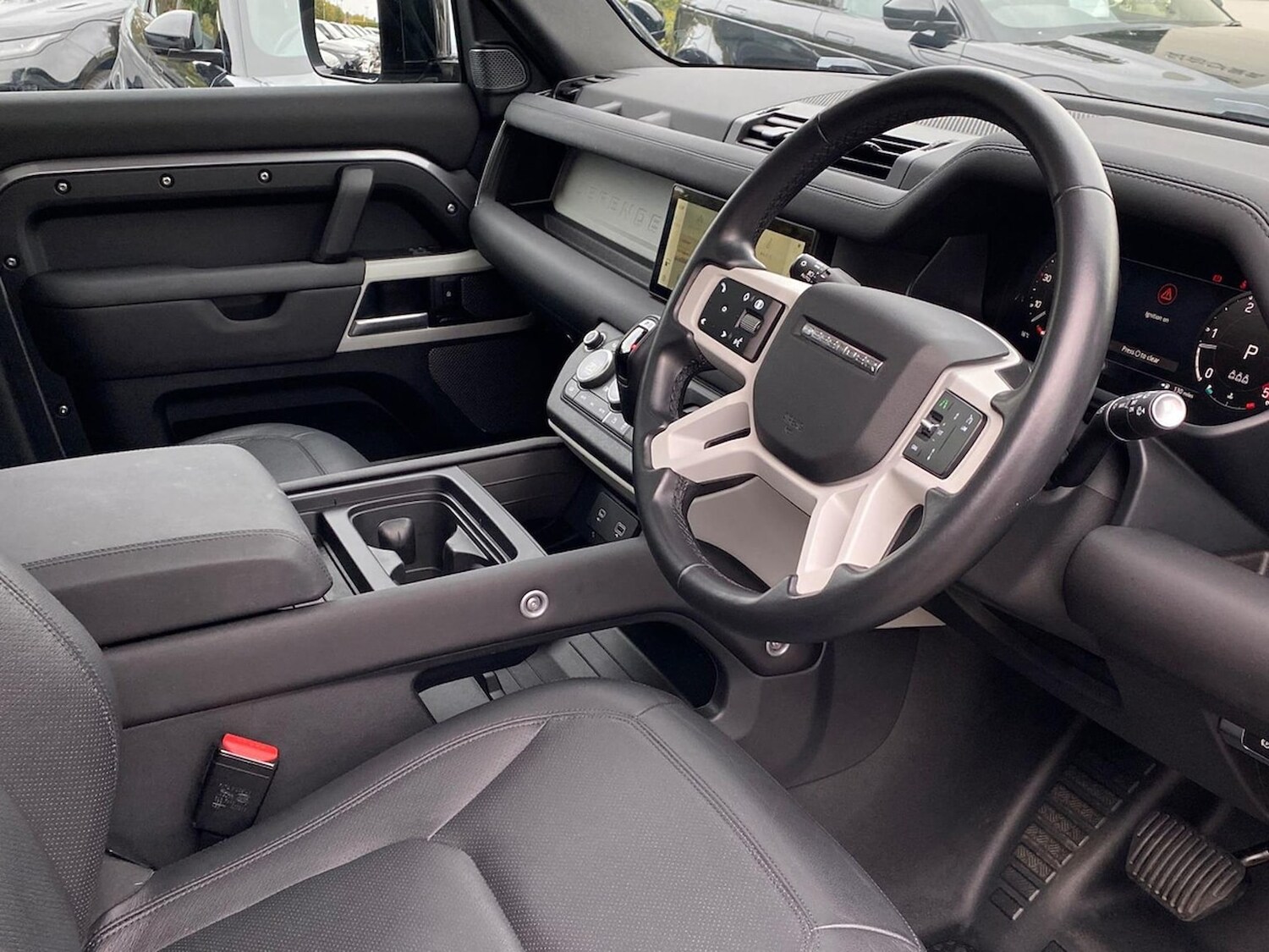 Used Land Rover Defender 2023 for sale - 76149438: Photo 29