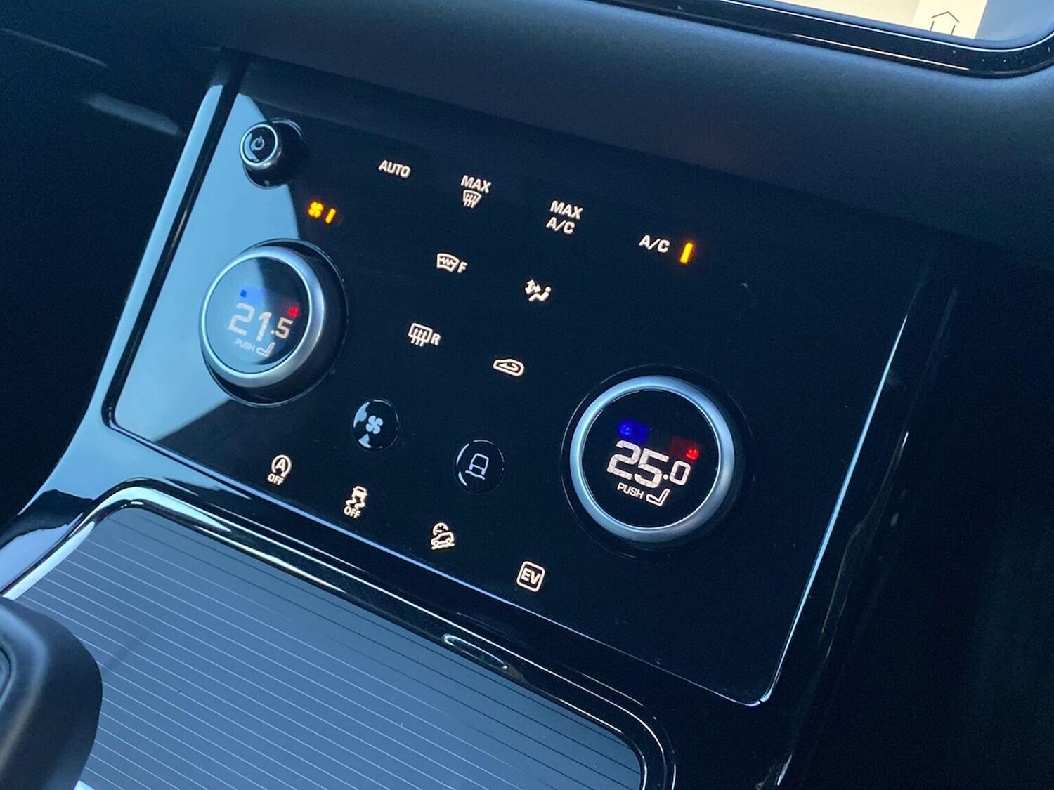 Used Land Rover Range Rover Evoque 2023 for sale - 77487850: Photo 21