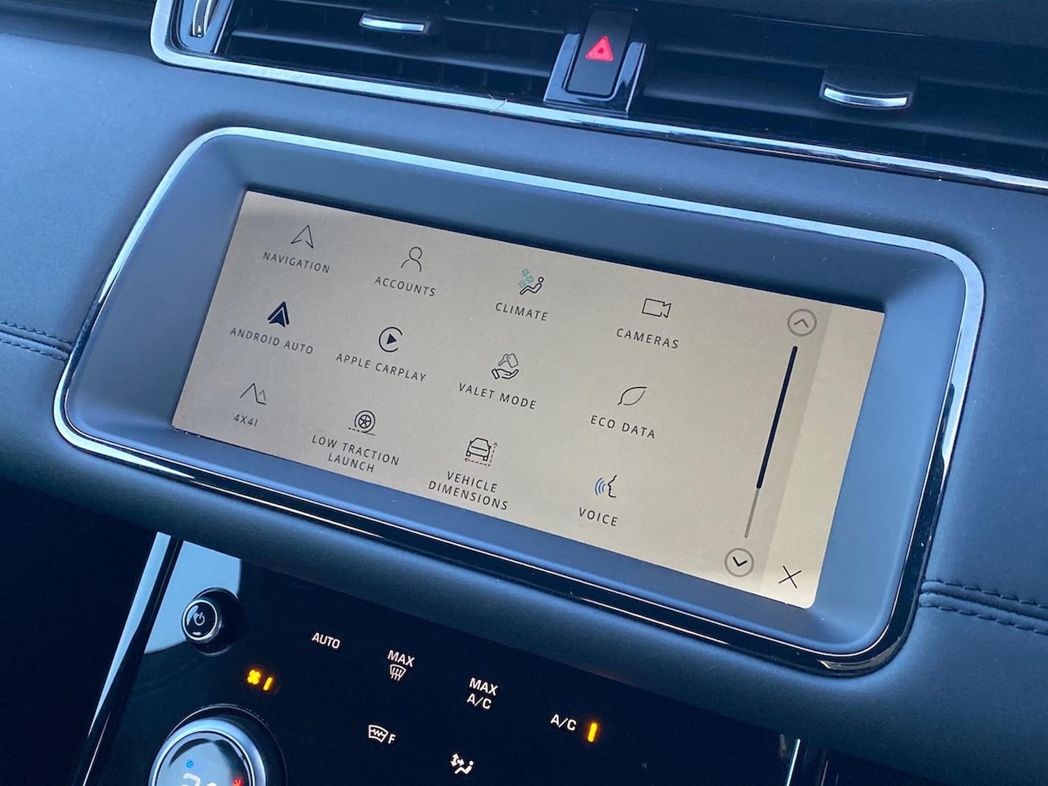 Used Land Rover Range Rover Evoque 2023 for sale - 77487850: Photo 32