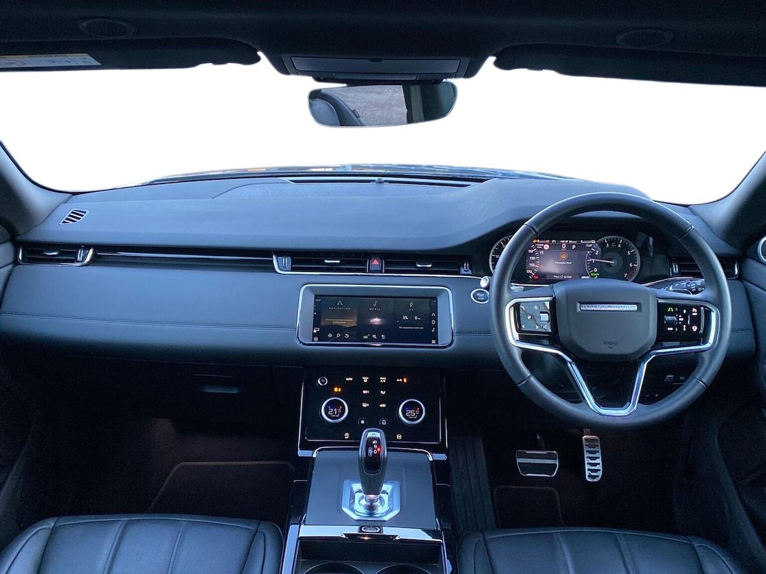 Used Land Rover Range Rover Evoque 2023 for sale - 77487850: Photo 9