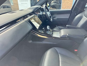 Used Land Rover Range Rover Sport 2024 for sale - 79120293: Photo