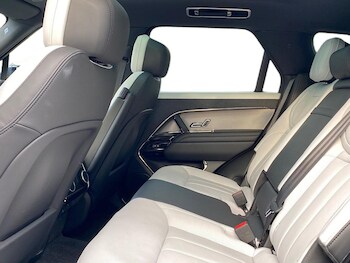 Used Land Rover Range Rover Sport 2024 for sale - 76536647: Photo