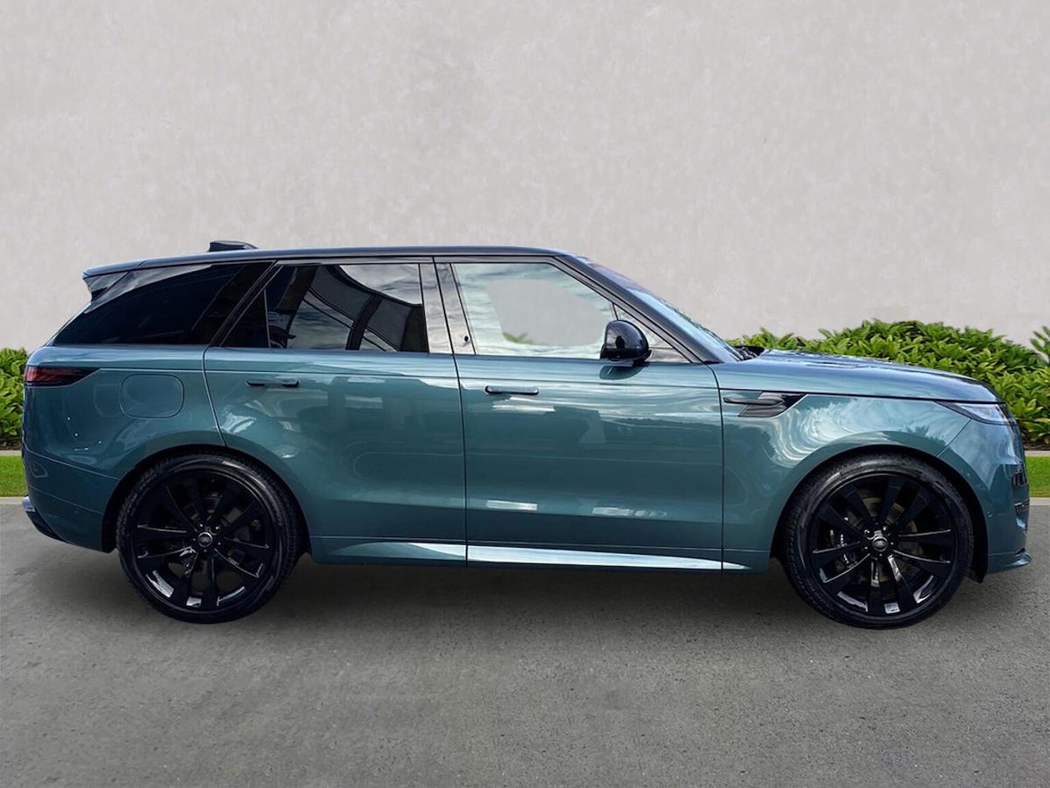 Used Land Rover Range Rover Sport 2024 for sale - 76536647: Photo 5