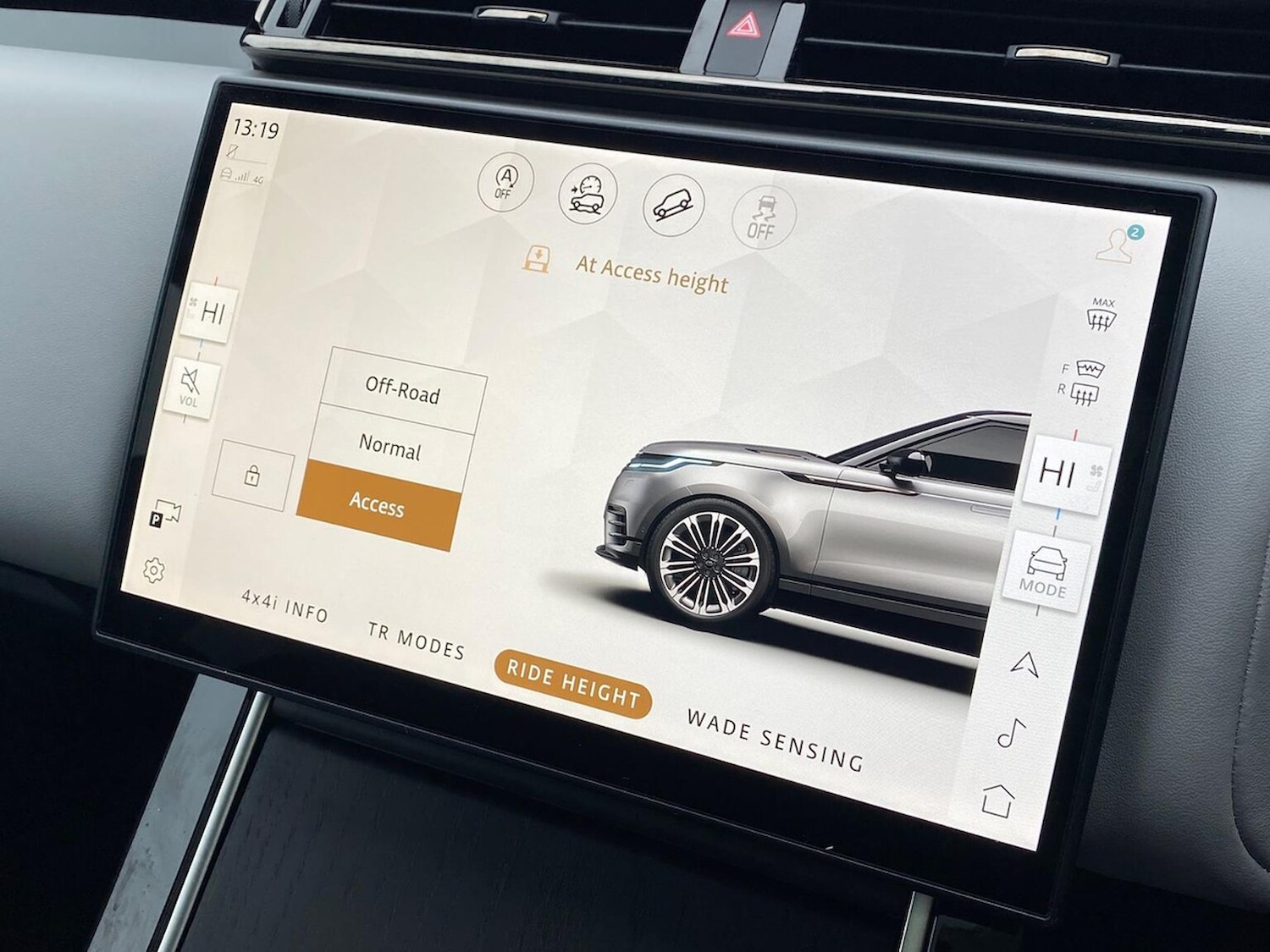 Used Land Rover Range Rover Velar 2024 for sale - 76946962: Photo 37