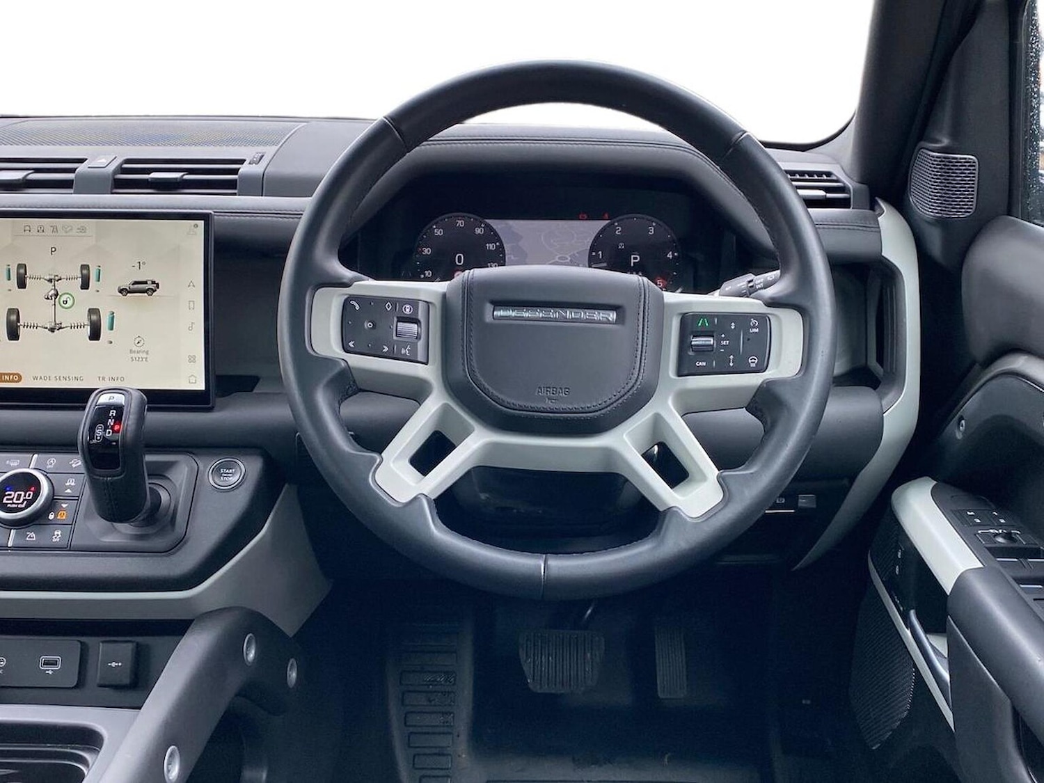 Used Land Rover Defender 2024 for sale - 76492420: Photo 15