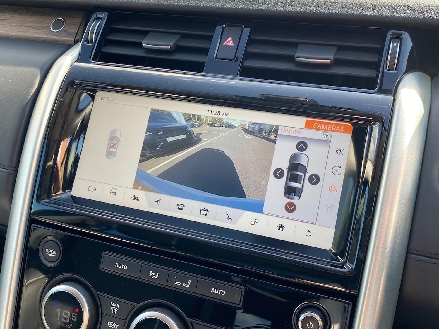 Used Land Rover Discovery 2018 for sale - 76134276: Photo 12