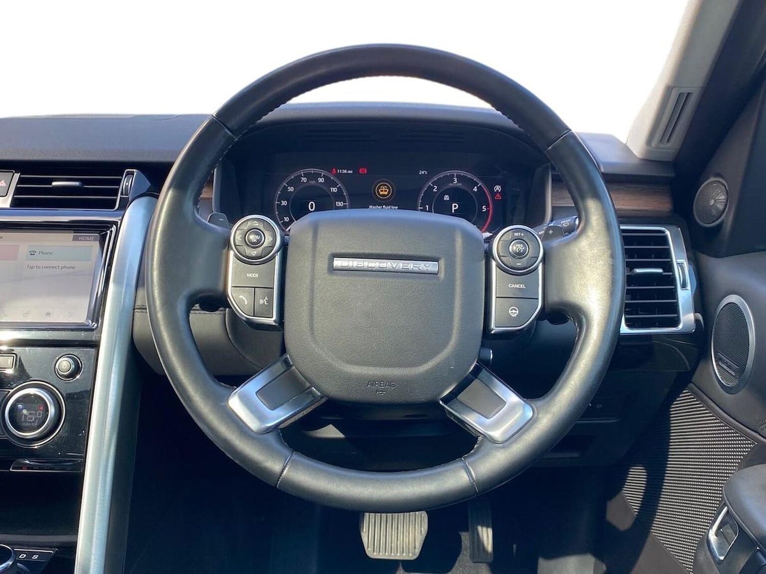 Used Land Rover Discovery 2018 for sale - 76134276: Photo 15