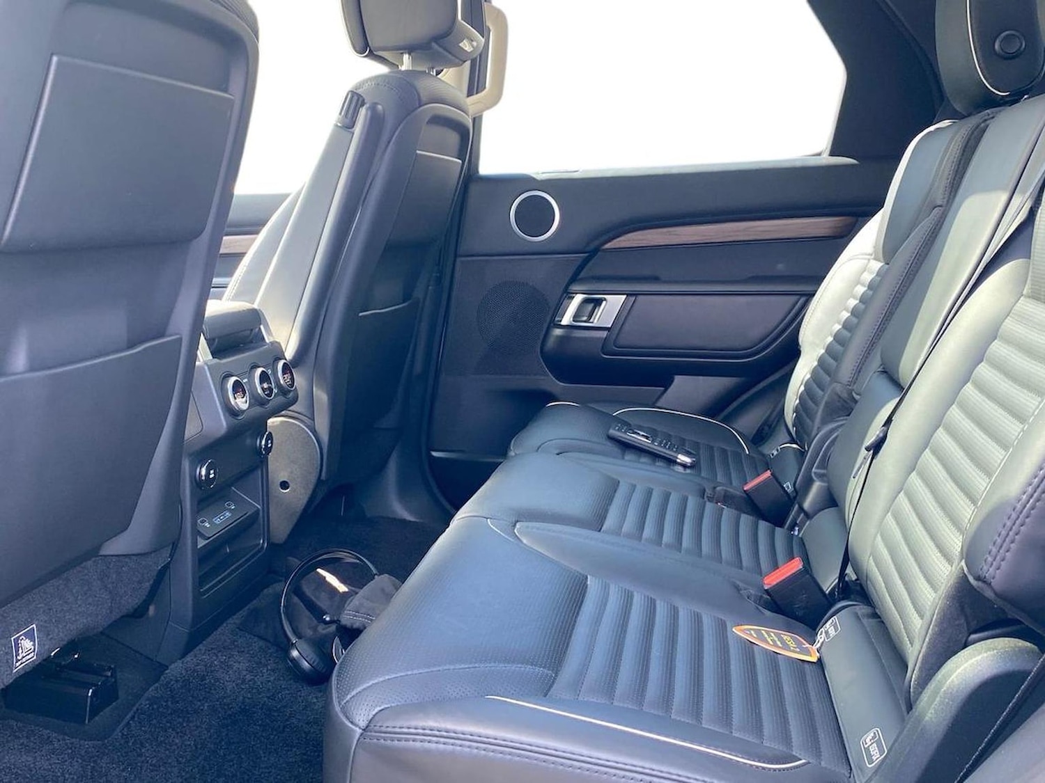 Used Land Rover Discovery 2018 for sale - 76134276: Photo 4