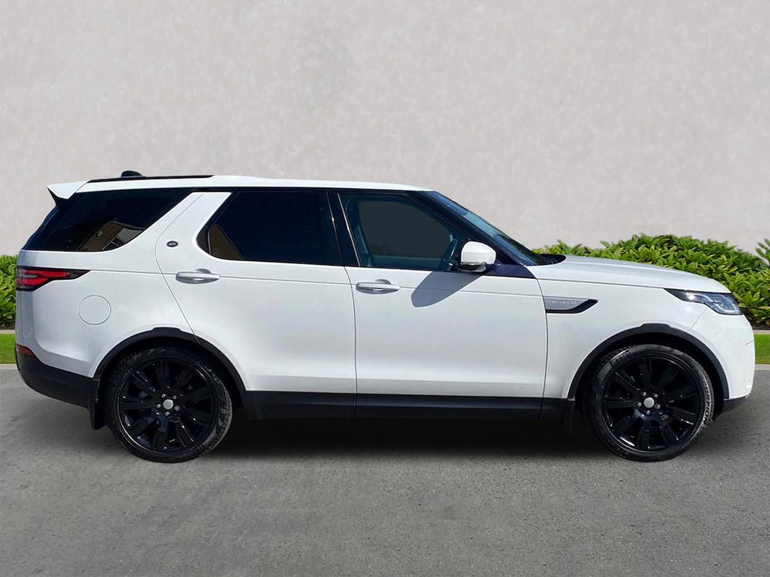 Used Land Rover Discovery 2018 for sale - 76134276: Photo 5