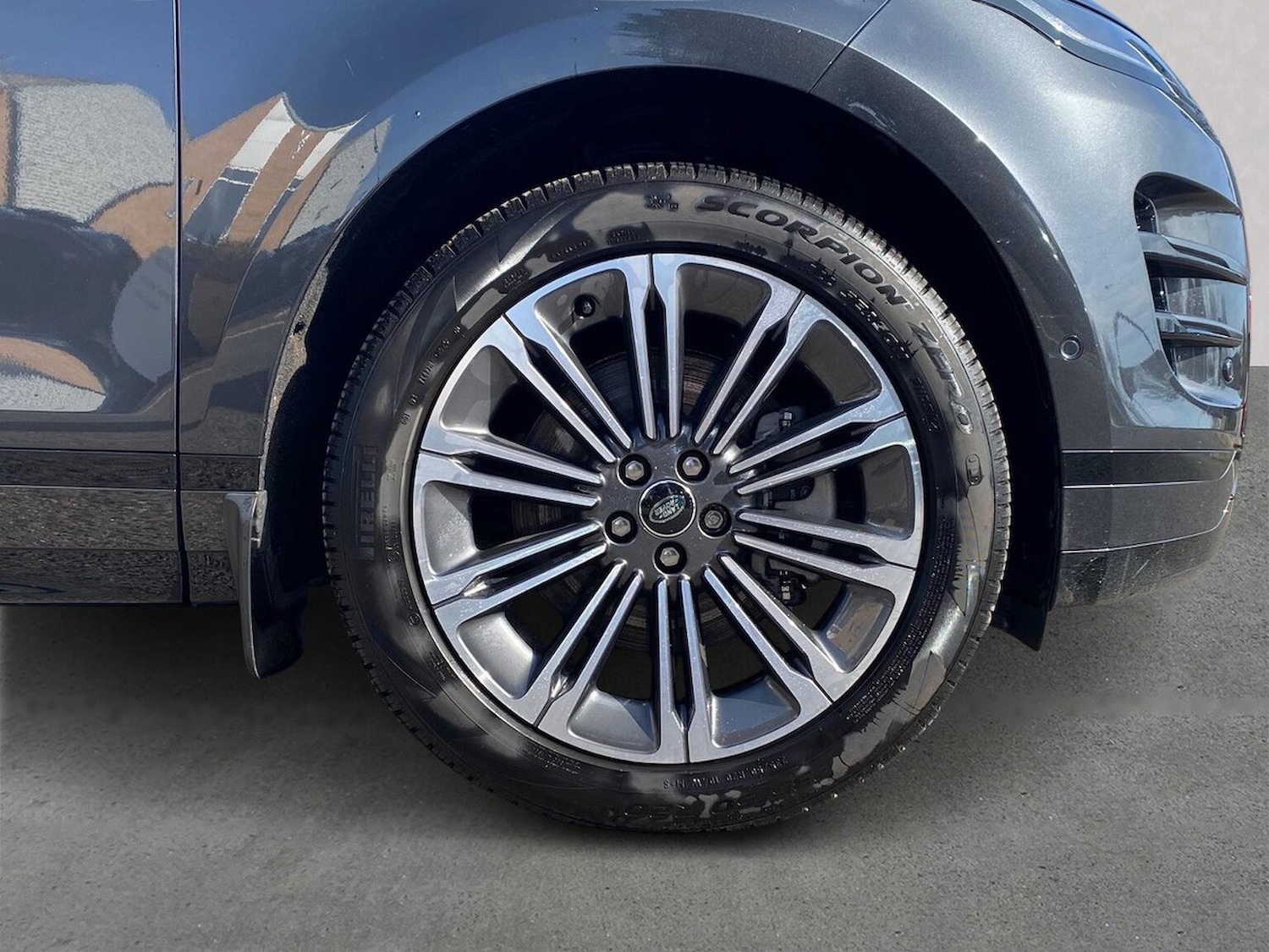 Used Land Rover Range Rover Evoque 2025 for sale - 78193688: Photo 10