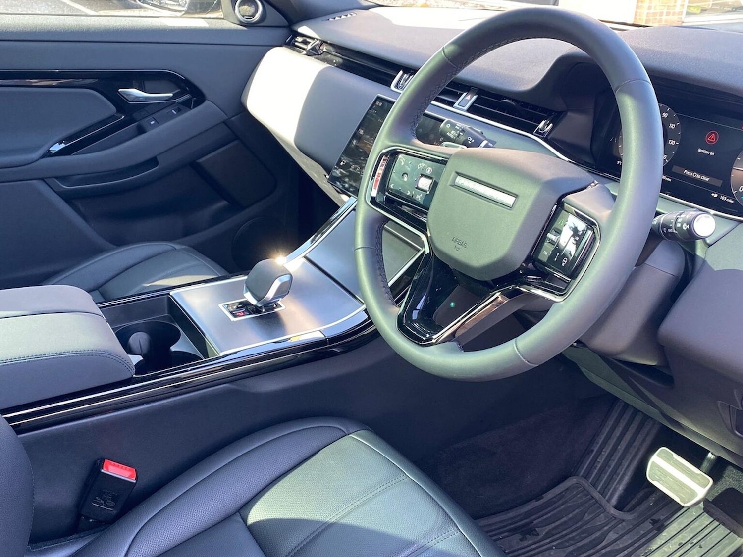 Used Land Rover Range Rover Evoque 2025 for sale - 78193688: Photo 35