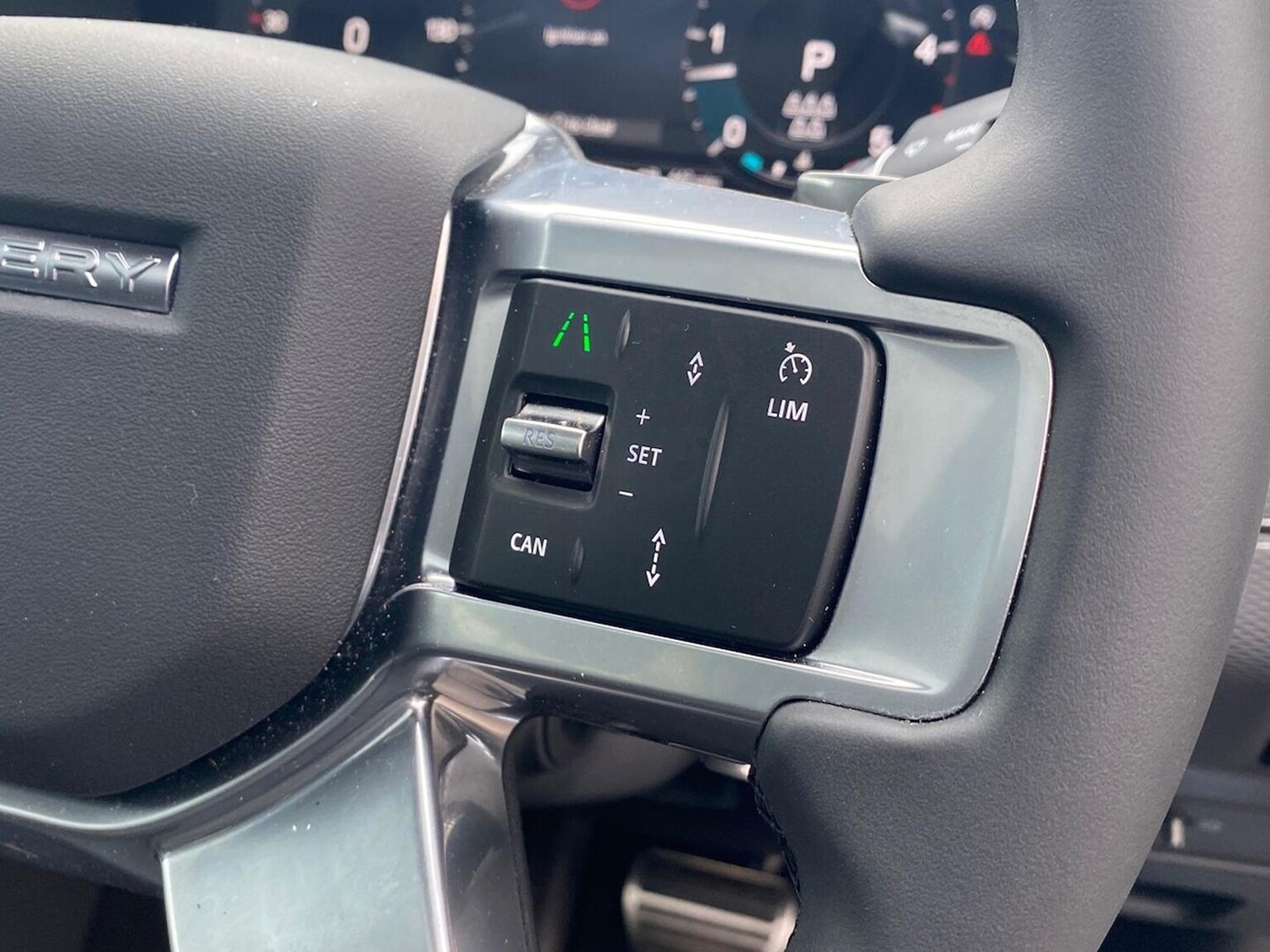 Used Land Rover Discovery 2025 for sale - 78210211: Photo 39