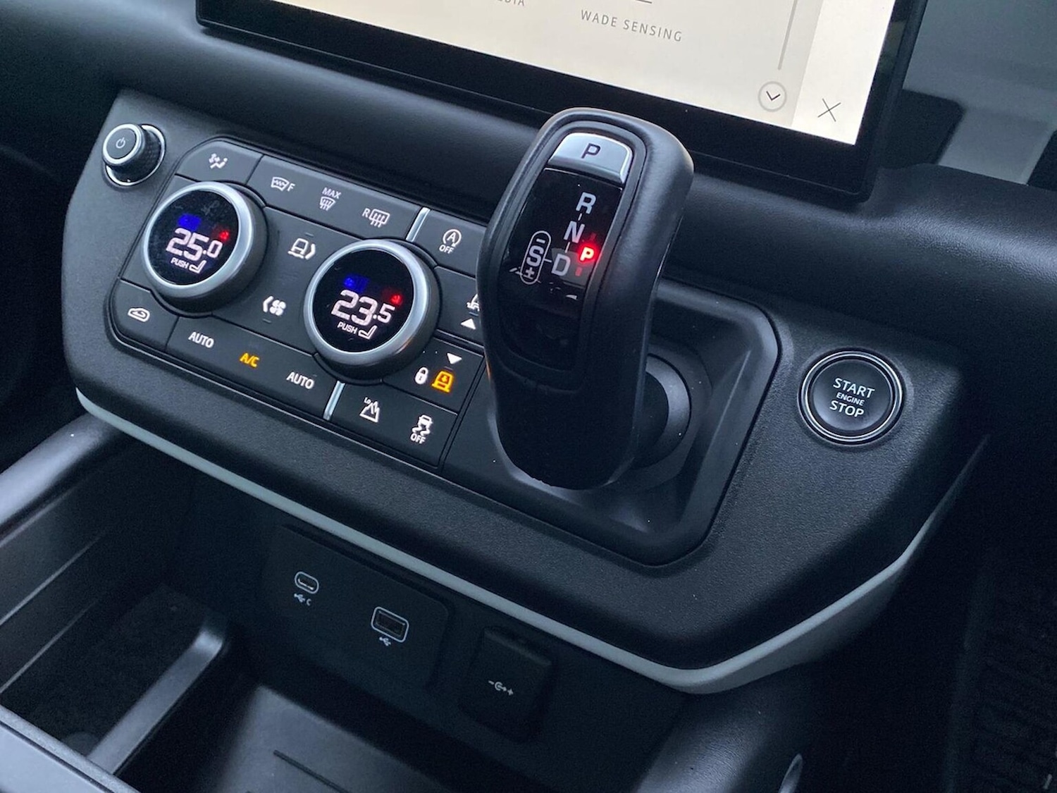 Used Land Rover Defender 2024 for sale - 77775194: Photo 13