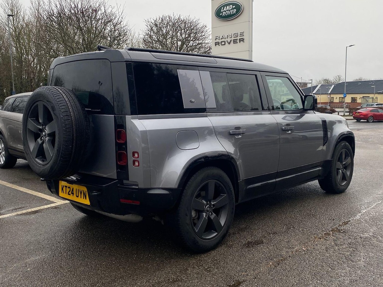 Used Land Rover Defender 2024 for sale - 77775194: Photo 26
