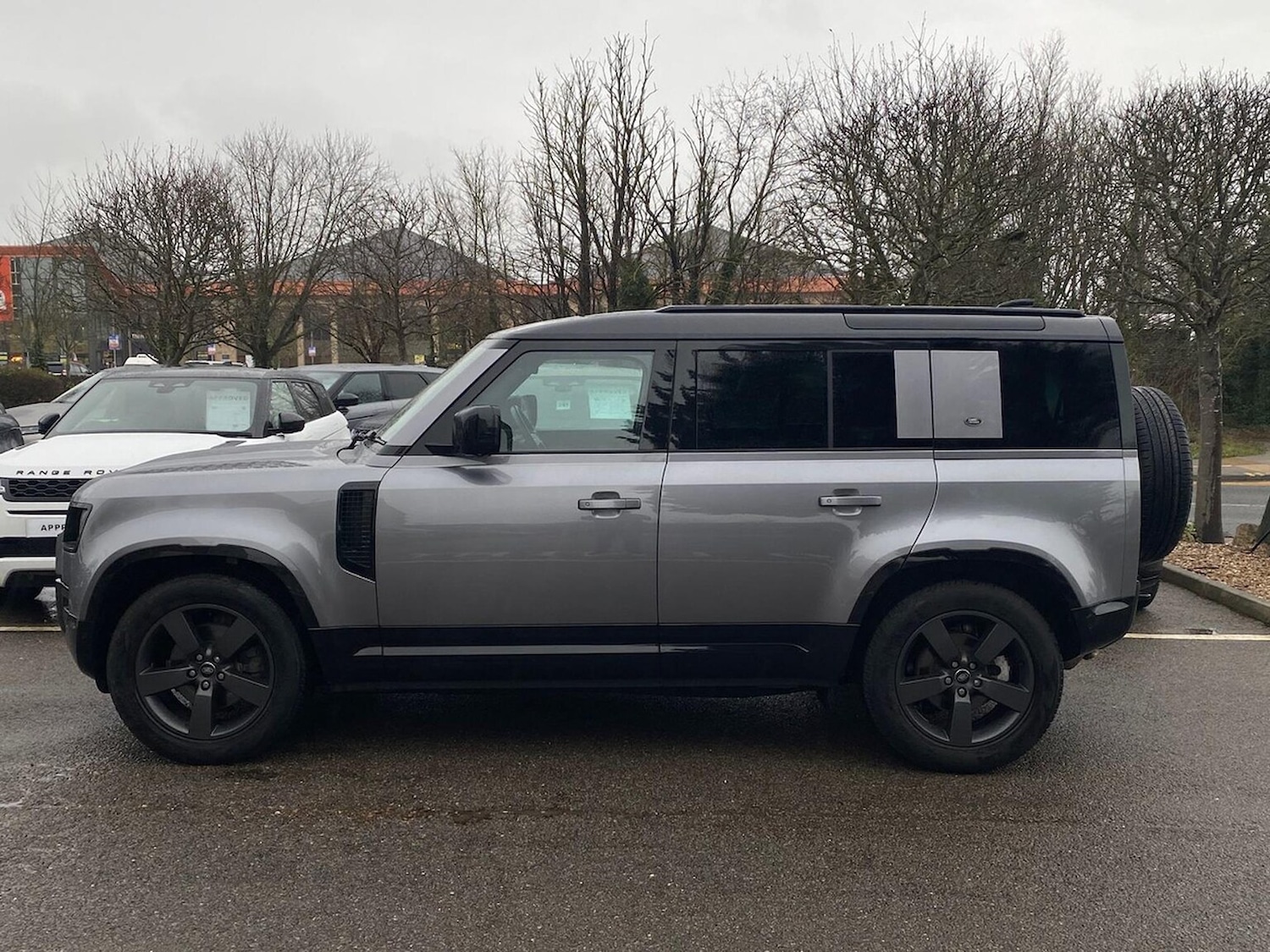 Used Land Rover Defender 2024 for sale - 77775194: Photo 27