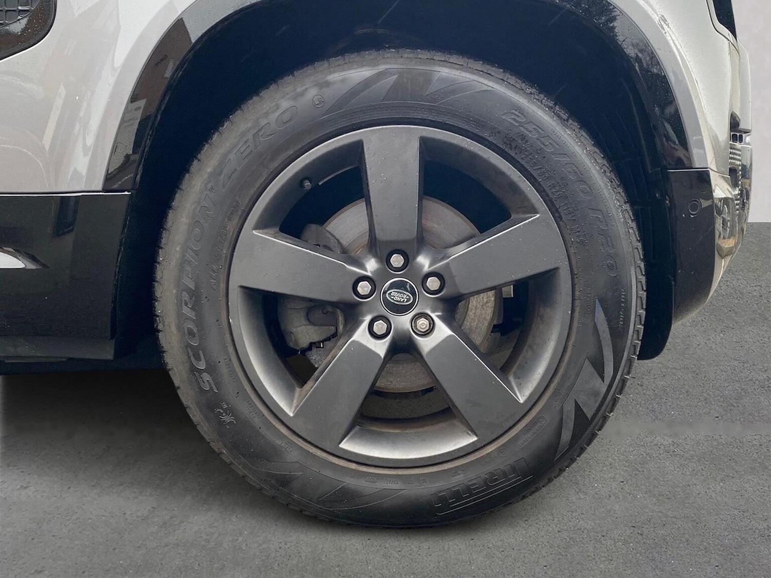 Used Land Rover Defender 2024 for sale - 77775194: Photo 8