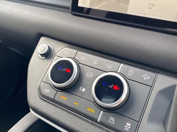 Used Land Rover Defender 2023 for sale - 76211981: Photo 22