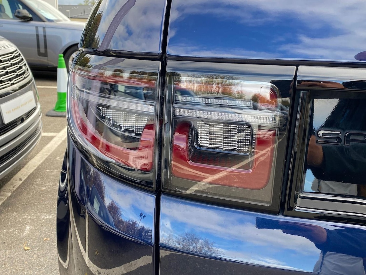 Used Land Rover Discovery Sport 2021 for sale - 76335095: Photo 26