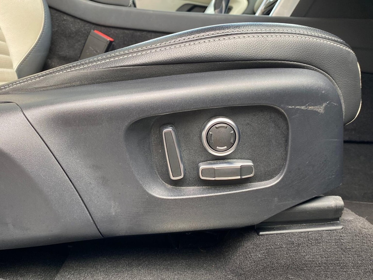 Used Land Rover Discovery Sport 2021 for sale - 76335095: Photo 37