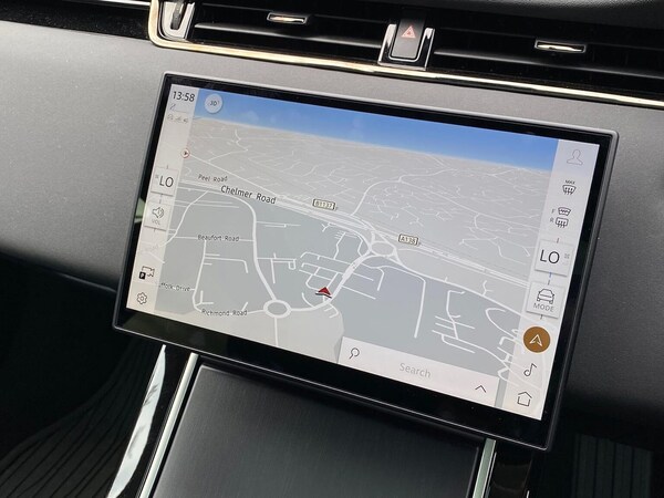 Used Land Rover Range Rover Evoque 2025 for sale - 76107081: Photo 11