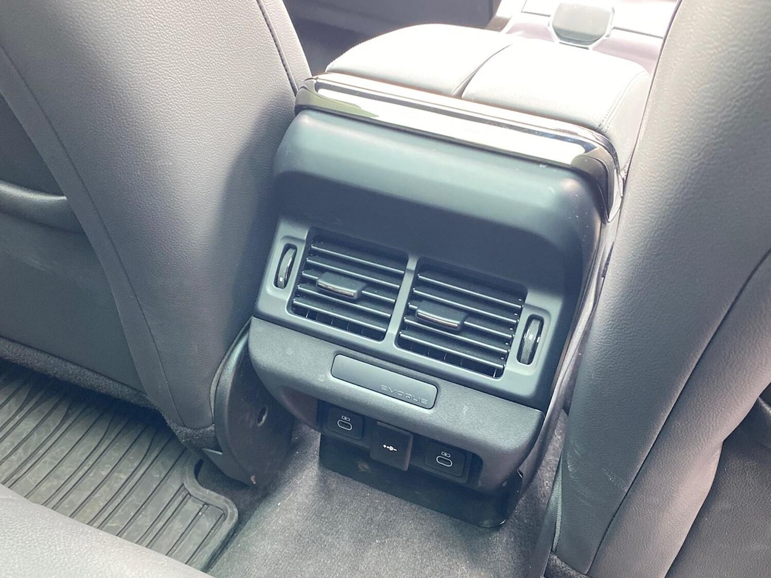 Used Land Rover Range Rover Evoque 2025 for sale - 76107081: Photo 18