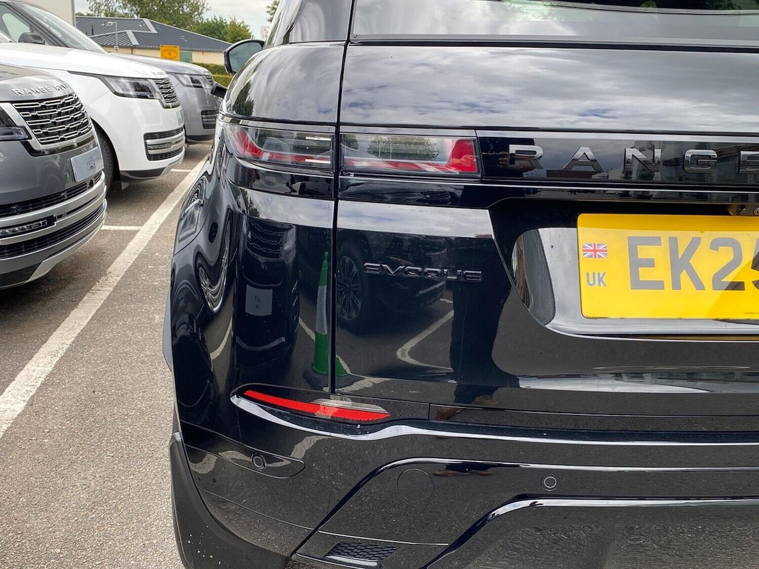 Used Land Rover Range Rover Evoque 2025 for sale - 76107081: Photo 26