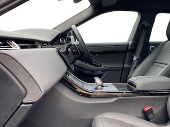 Used Land Rover Range Rover Evoque 2025 for sale - 76107081: Photo 3