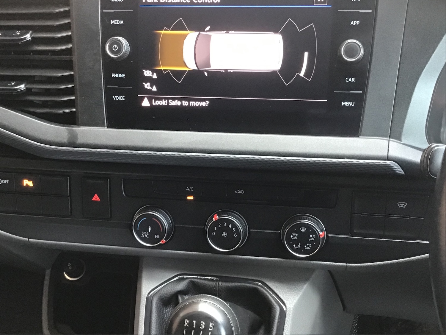 Used Volkswagen Transporter 2023 for sale - 77492561: Photo 14