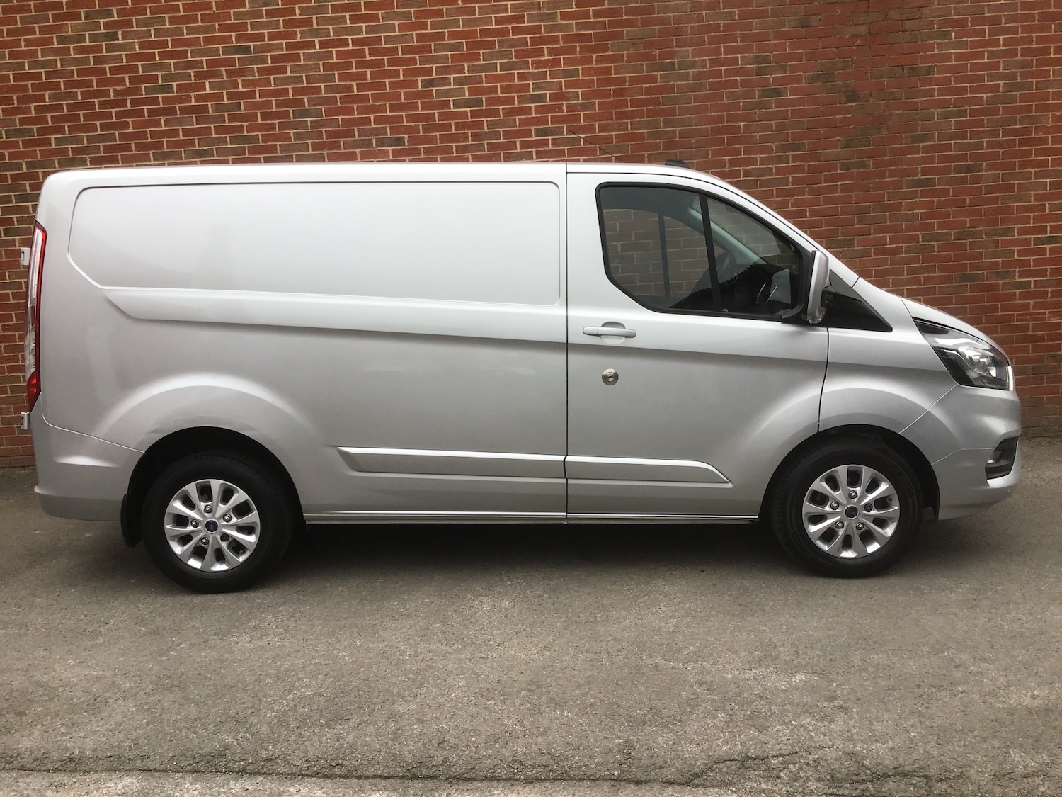 Used Ford Transit Custom 2019 for sale - 77998807: Photo 3
