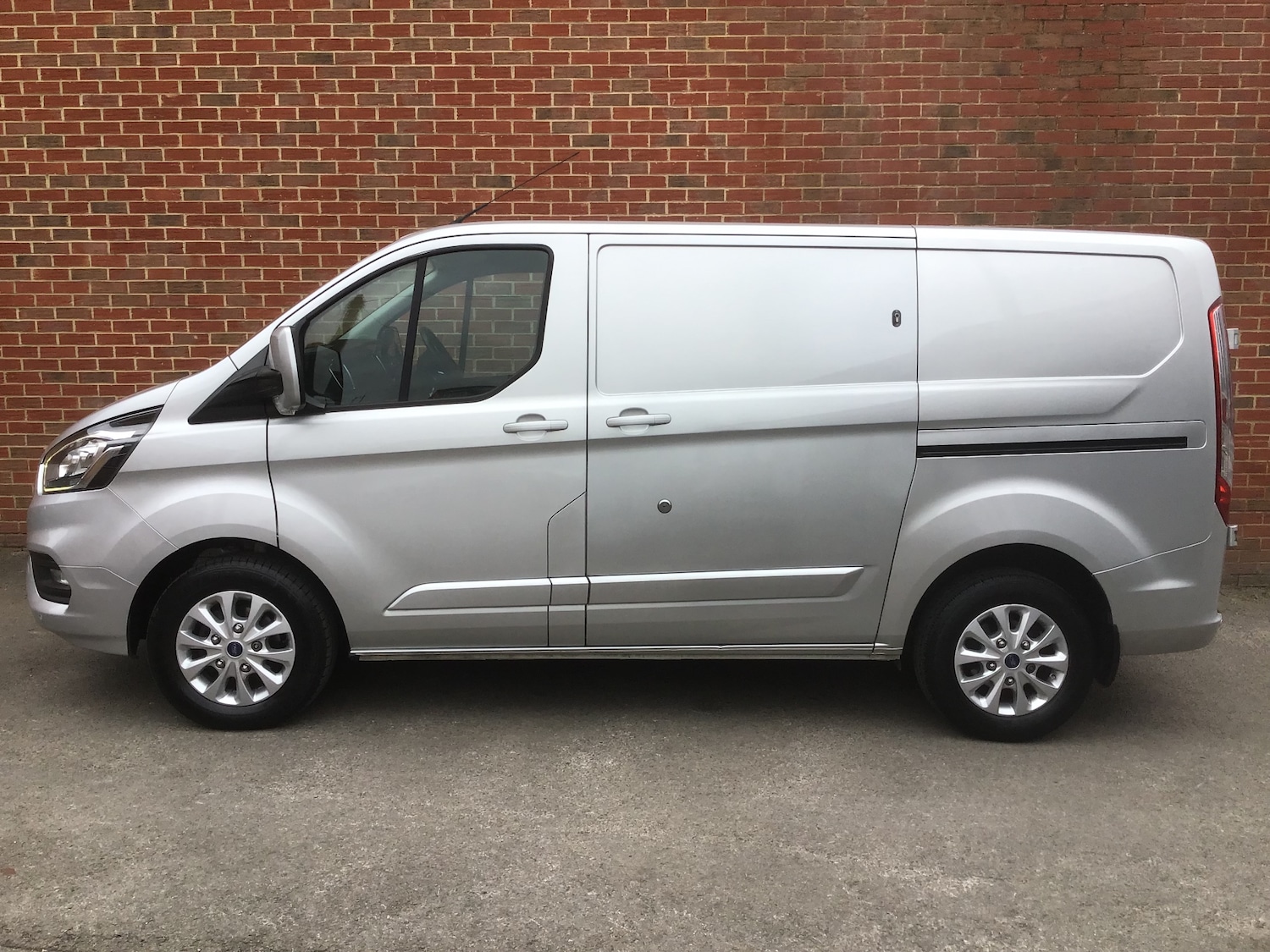 Used Ford Transit Custom 2019 for sale - 77998807: Photo 4