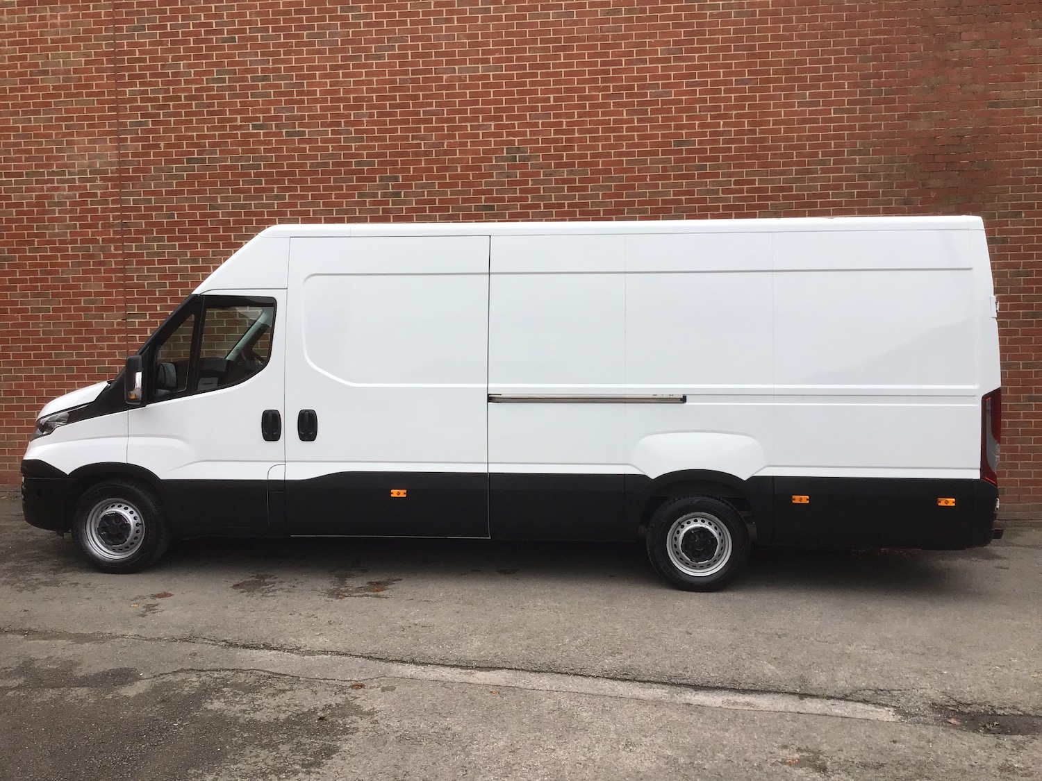 Used Iveco Daily 2016 for sale - 76553889: Photo 6