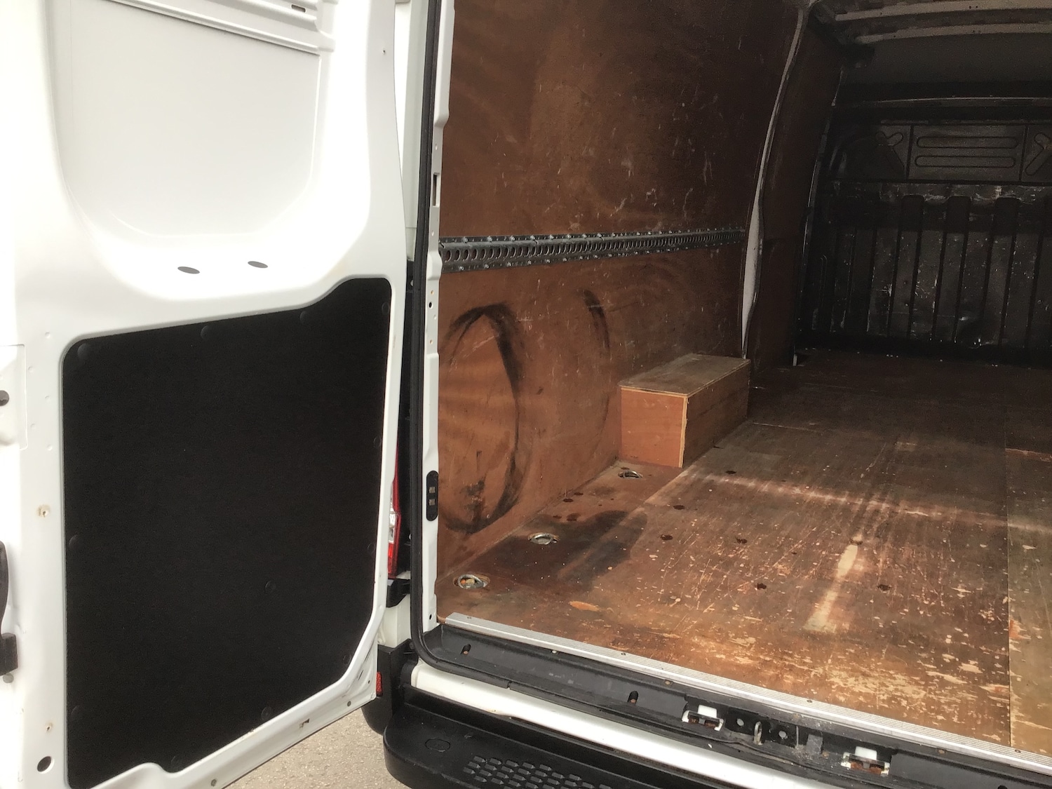 Used Iveco Daily 2016 for sale - 76553889: Photo 9