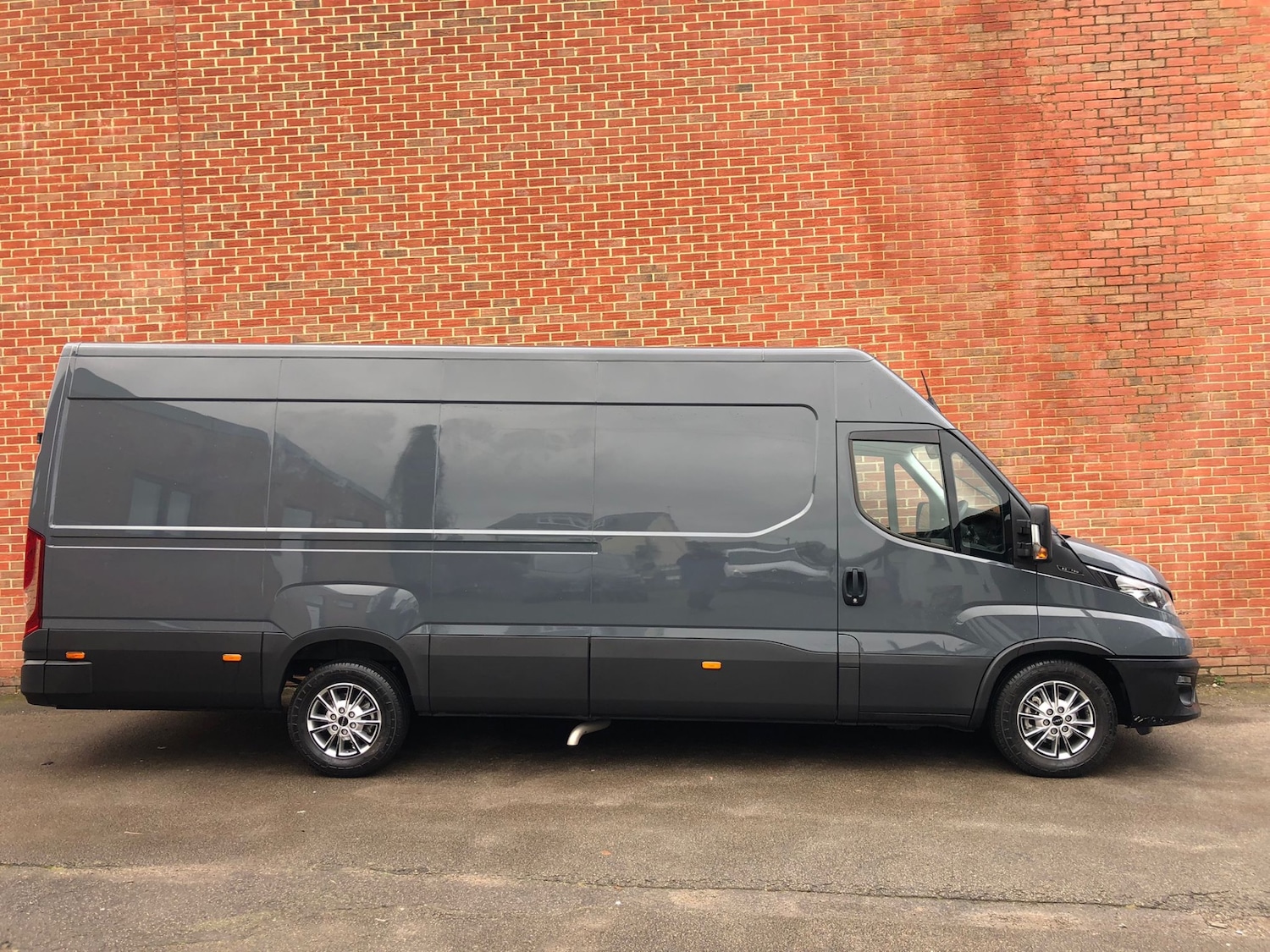 Used Iveco Daily 2025 for sale - 77618336: Photo 3