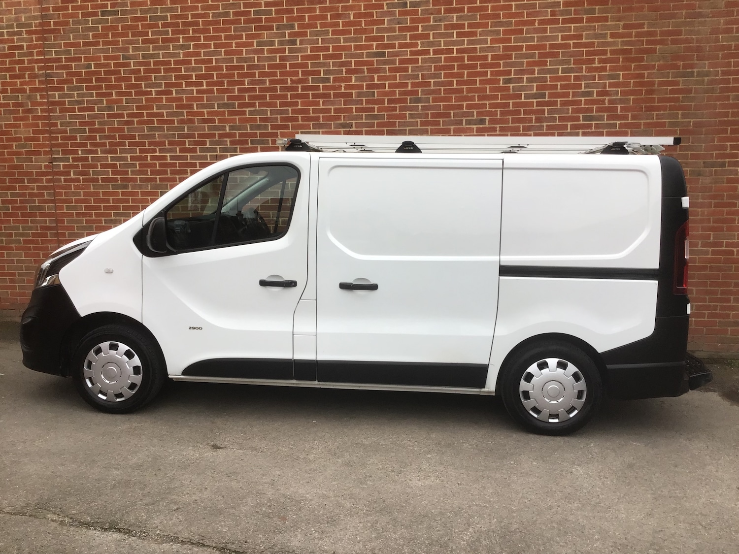 Used Vauxhall Vivaro 2016 for sale - 77906172: Photo 4