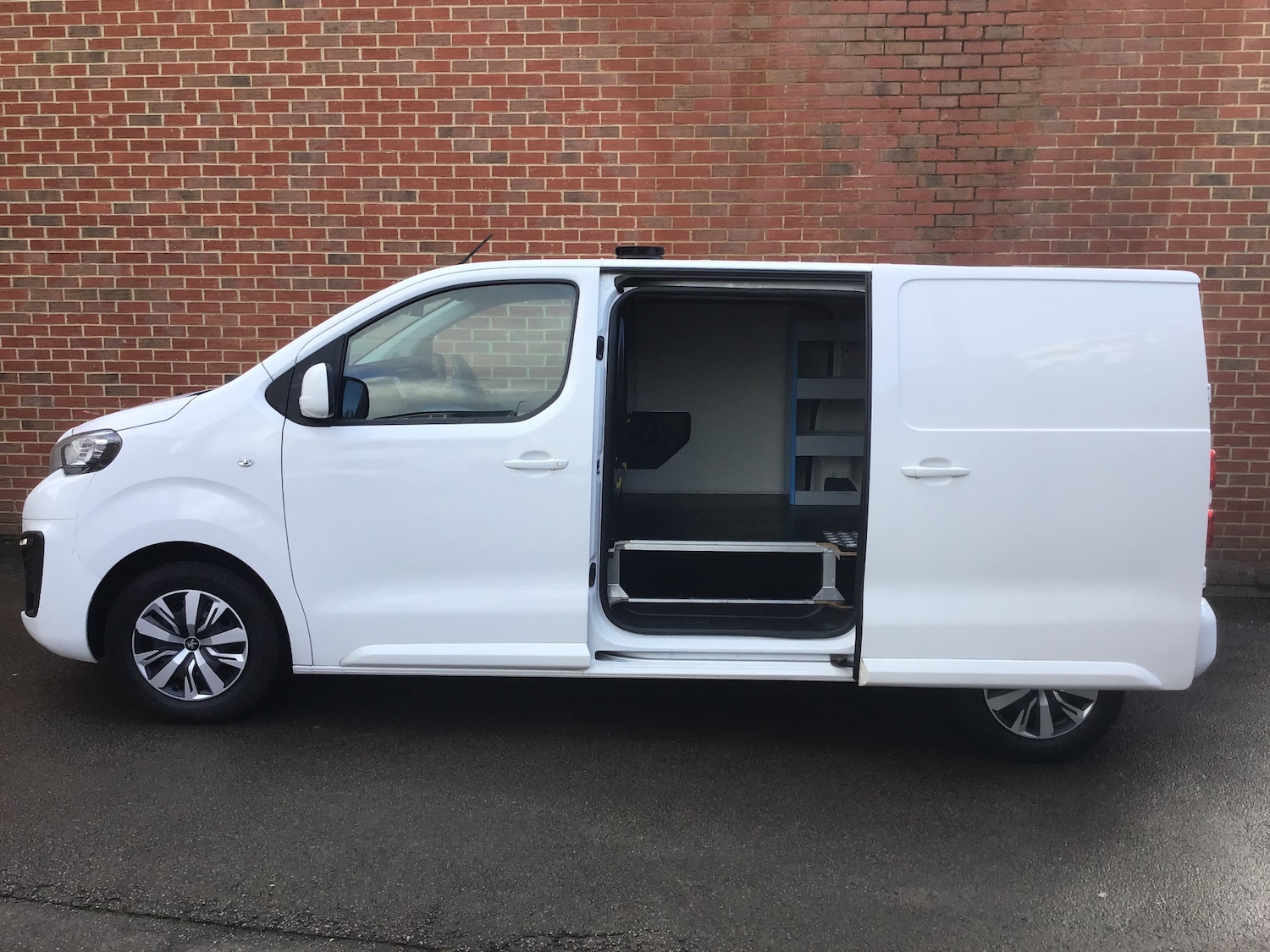 Used Peugeot Expert 2021 for sale - 77618327: Photo 6