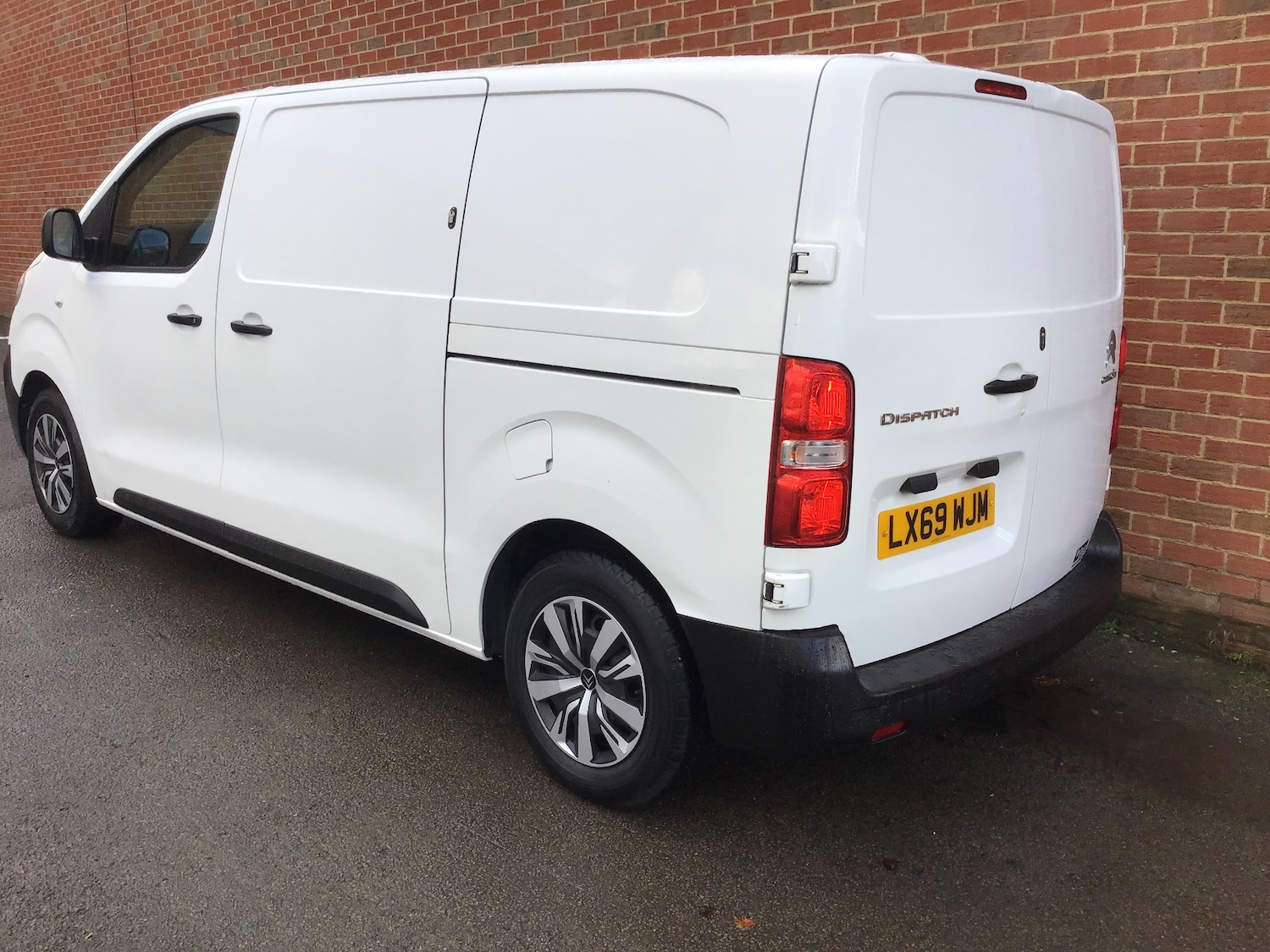 Used Citroen Dispatch 2019 for sale - 76971516: Photo 2