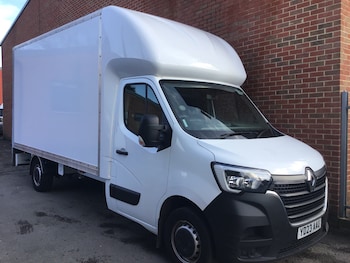 Renault Master feature image