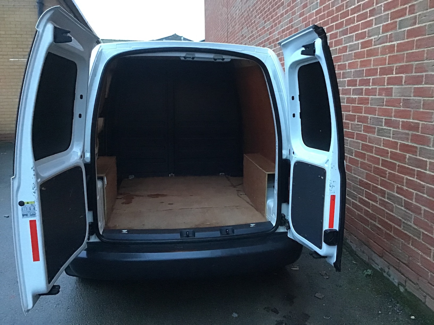 Used Volkswagen Caddy 2013 for sale - 77083353: Photo 6