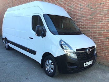 Vauxhall Movano feature image