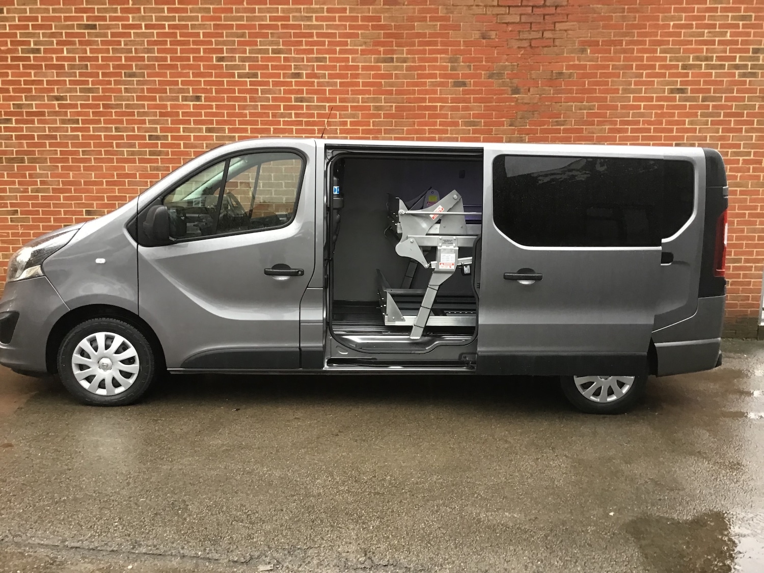 Used Vauxhall Vivaro 2018 for sale - 77298289: Photo 7