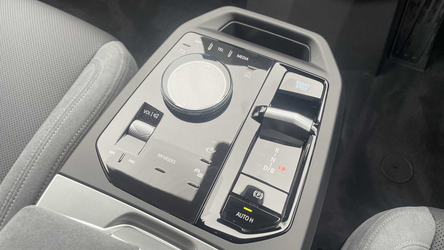 Used BMW iX 2025 for sale - 76272068: Photo 16