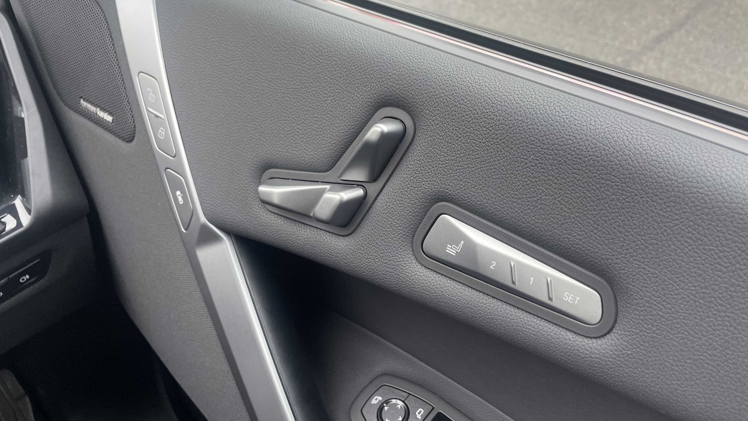 Used BMW iX 2025 for sale - 76272068: Photo 27