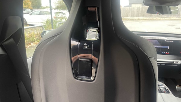Used BMW iX 2025 for sale - 76272068: Photo 30