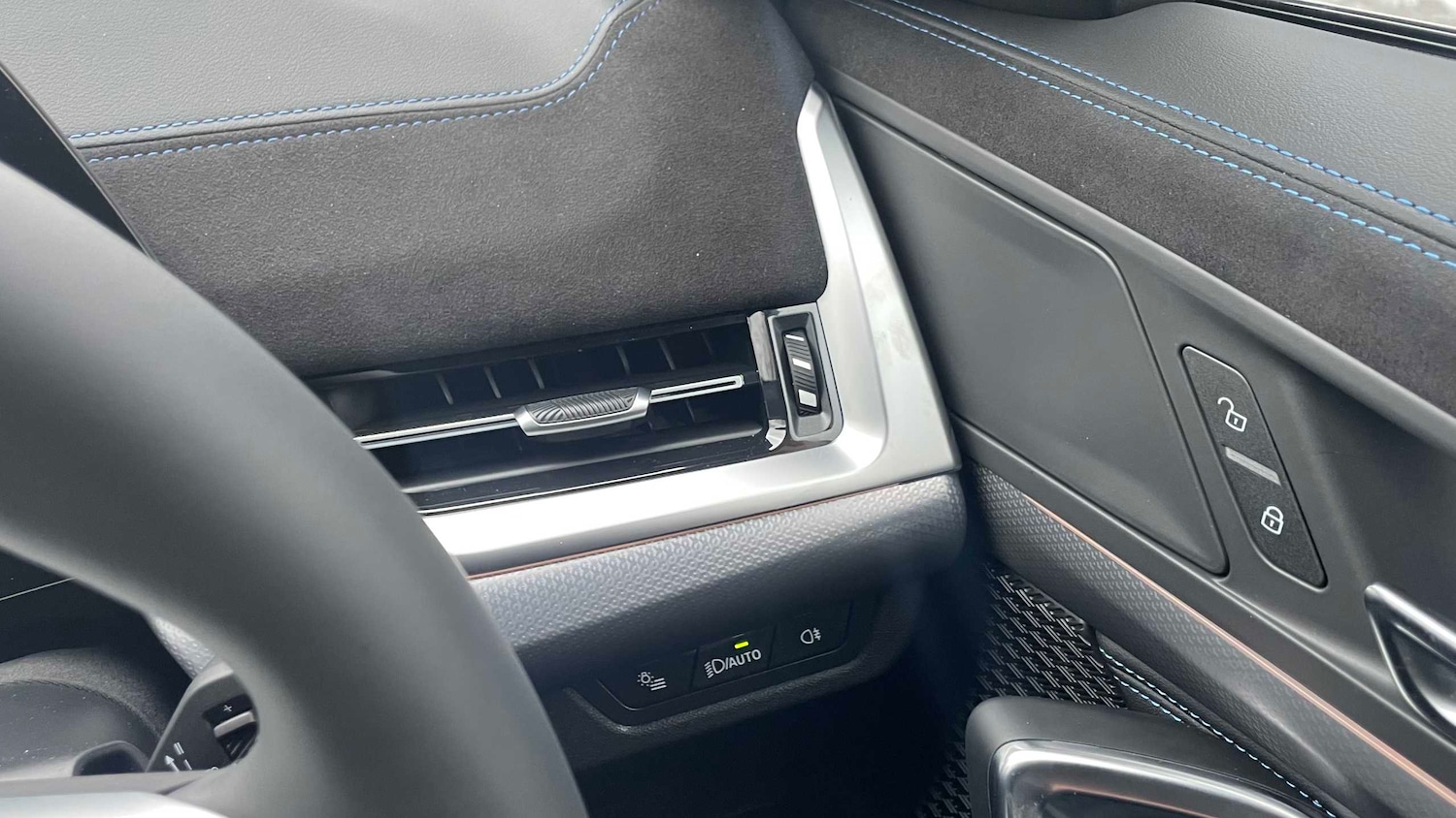 Used BMW iX2 2025 for sale - 77158420: Photo 30