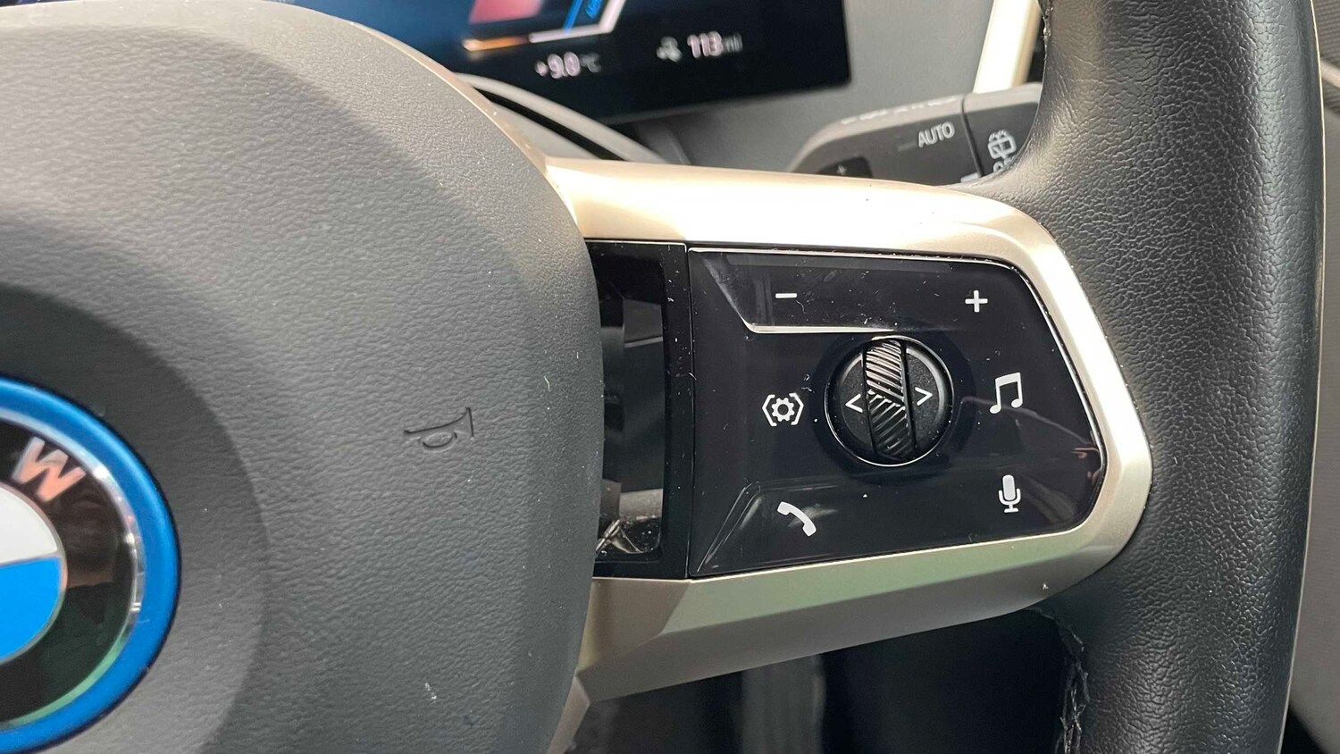 Used BMW iX 2023 for sale - 77480632: Photo 21