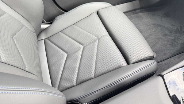 Used BMW 5 Series 2025 for sale - 75218250: Photo 25