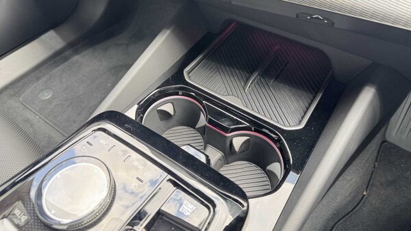 Used BMW 5 Series 2025 for sale - 75218250: Photo 26