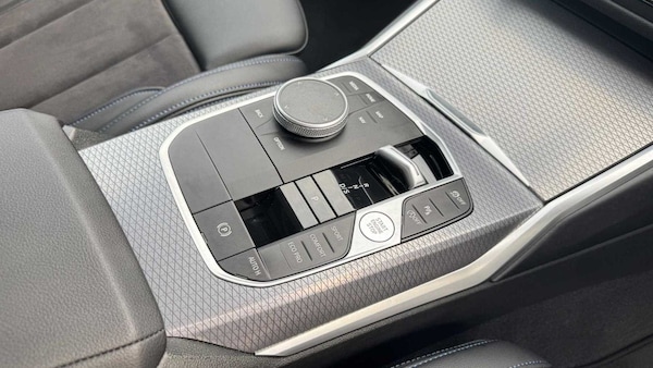 Used BMW 3 Series 2024 for sale - 75566524: Photo 11